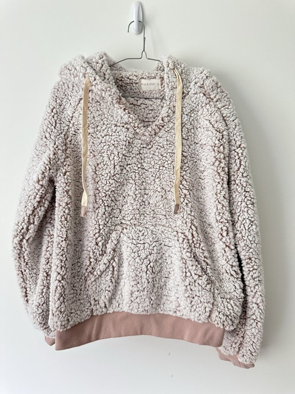 Unbranded Women's Pink and Cream Hoodie